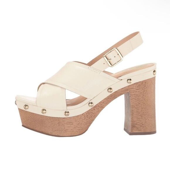 Vince Camuto Cream/ Ivory Slingback
Sandals(Size 9M) - Picture 3 of 15